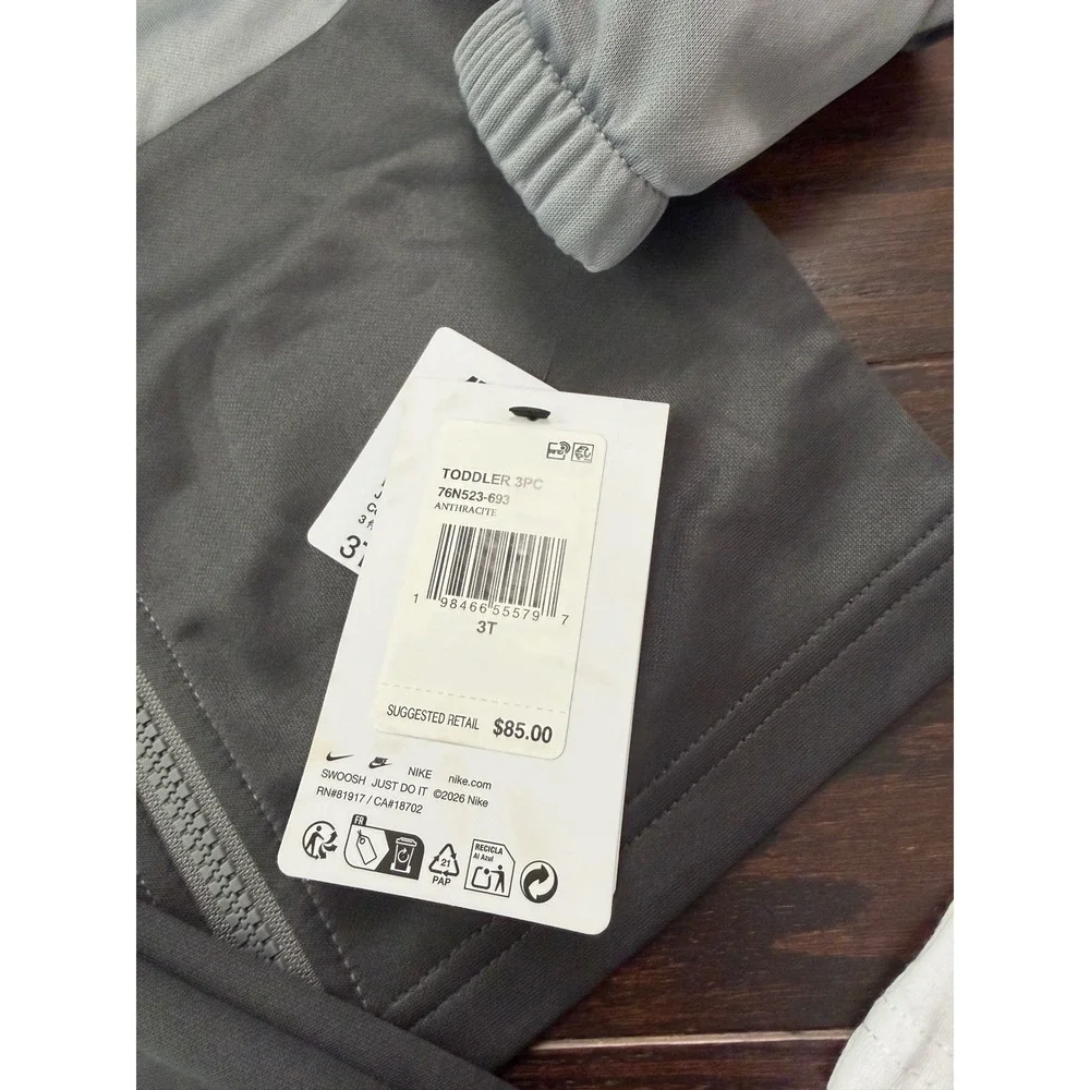 Nike Toddler 3-Piece Tracksuit Set Gray White 76N523-693 Size 3T NWT